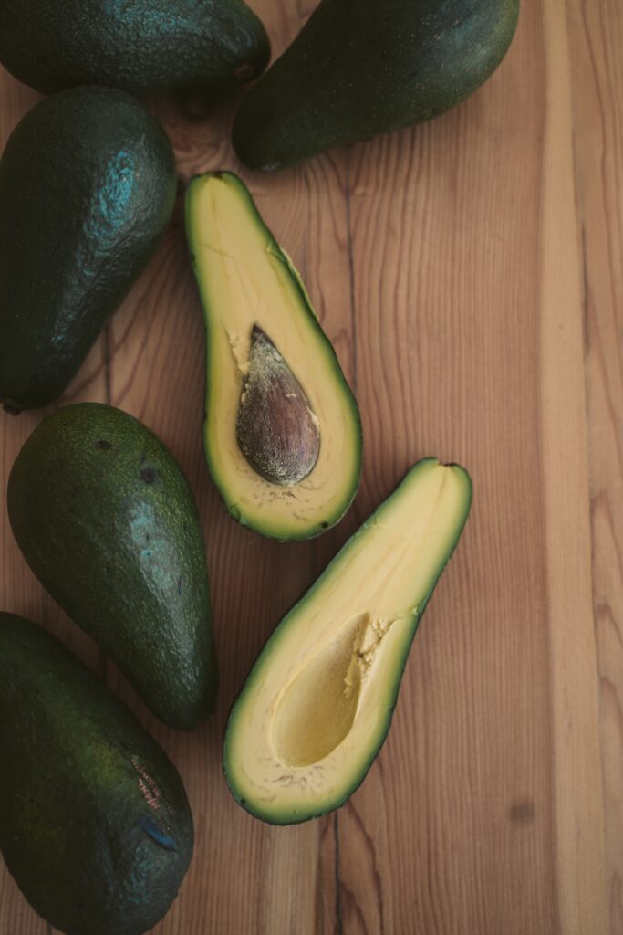 11 Health Benefits of Avocado fruit